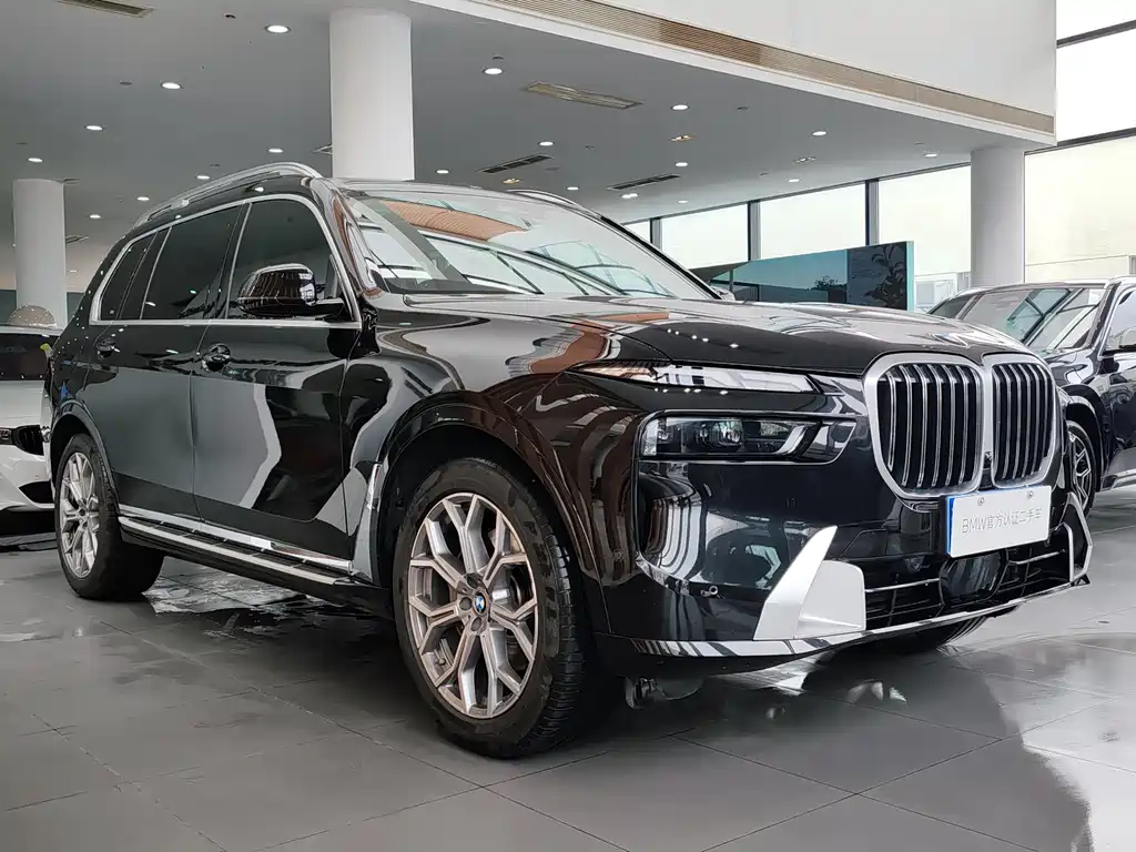 BMW X7 2024 xDrive40i Leading Luxury Package купить на сайте DeffCars