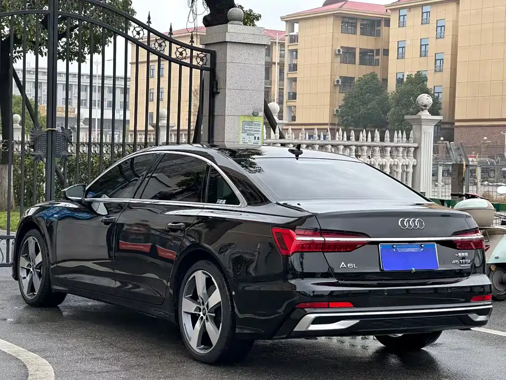 Audi A6L 2023 45 TFSI Premium Dynamic Model купить на сайте DeffCars