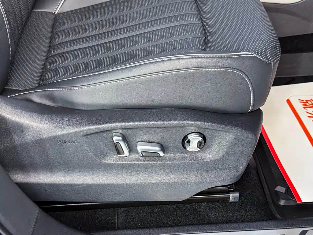 Touron 2023 380TSI four-wheel drive luxury version купить на сайте DeffCars