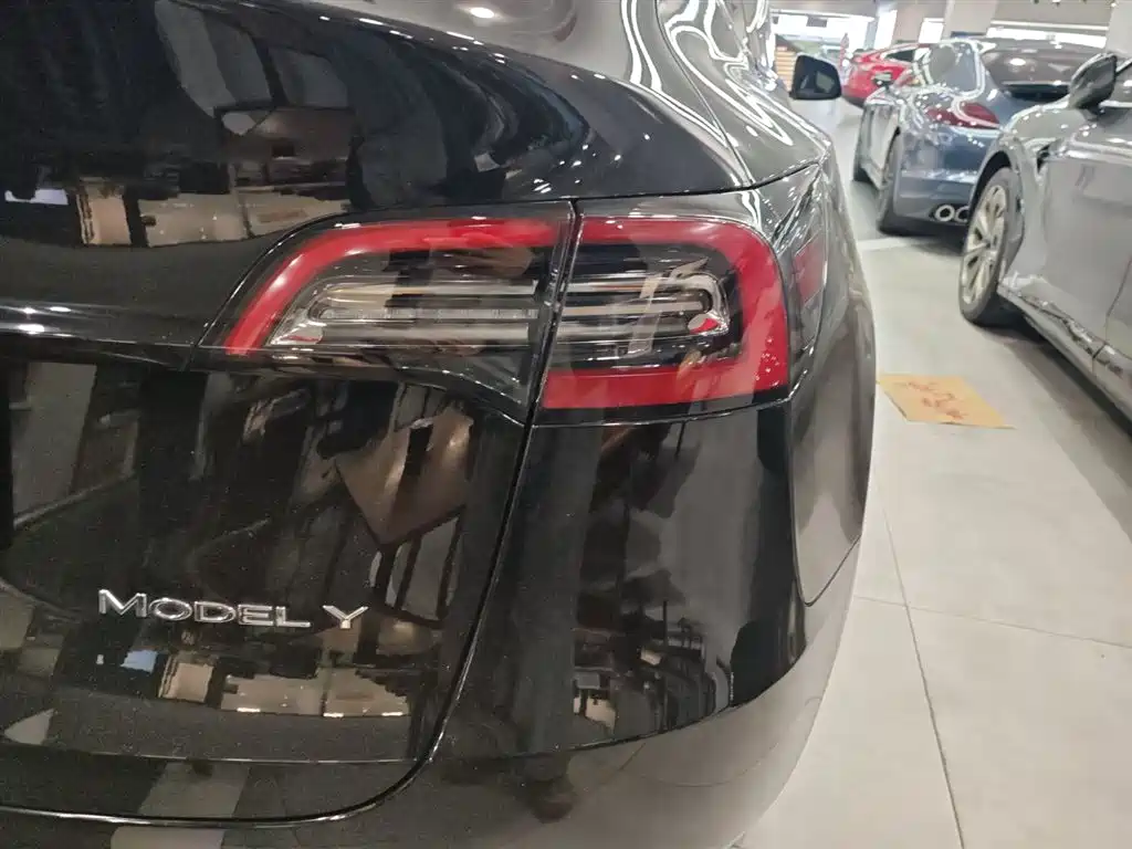 Model Y 2021 standard range rear-wheel drive version купить на сайте DeffCars