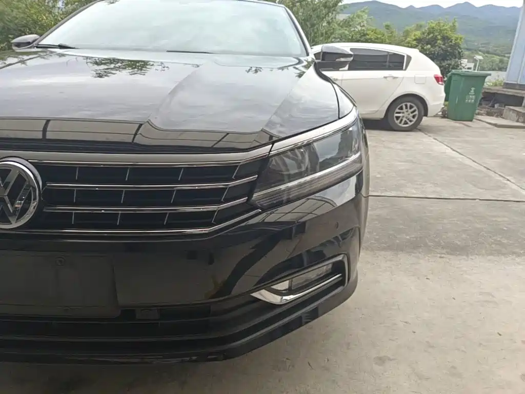 Passat 2017 330TSI DSG Premium Edition купить на сайте DeffCars