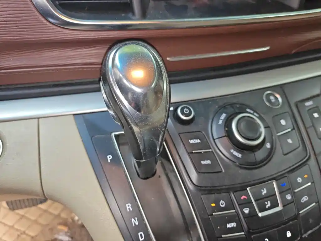 Buick GL8 2017 25S luxury model National V купить на сайте DeffCars
