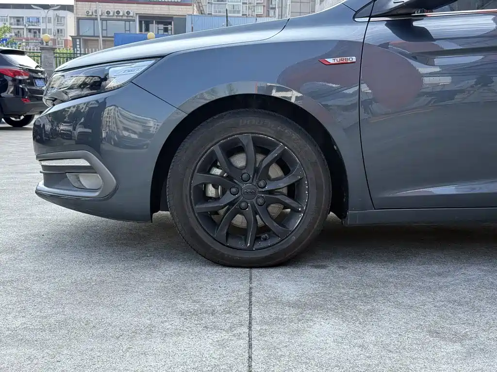 Emgrand GL 2017 1.3T Manual Elite купить на сайте DeffCars
