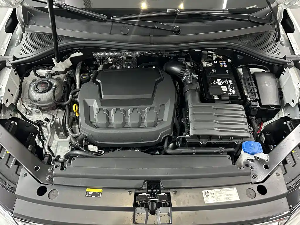 Tiguan L 2024 Outstanding Model 330TSI Automatic Two-wheel Drive R-Line Longyao Edition купить на сайте DeffCars