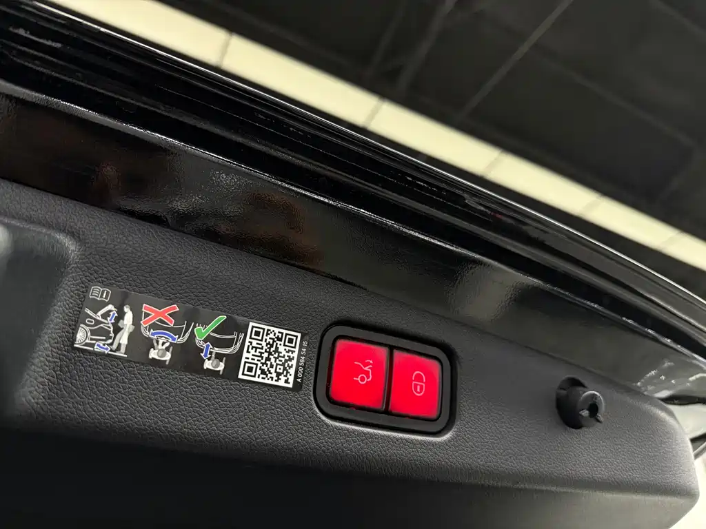 Mercedes-Benz E-Class 2025 facelift E 300 L luxury model купить на сайте DeffCars