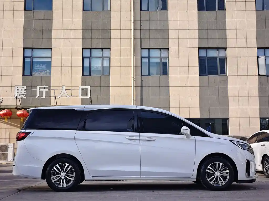 Buick GL8 2023 ES Lu Zun Exclusive Heyue Edition купить на сайте DeffCars