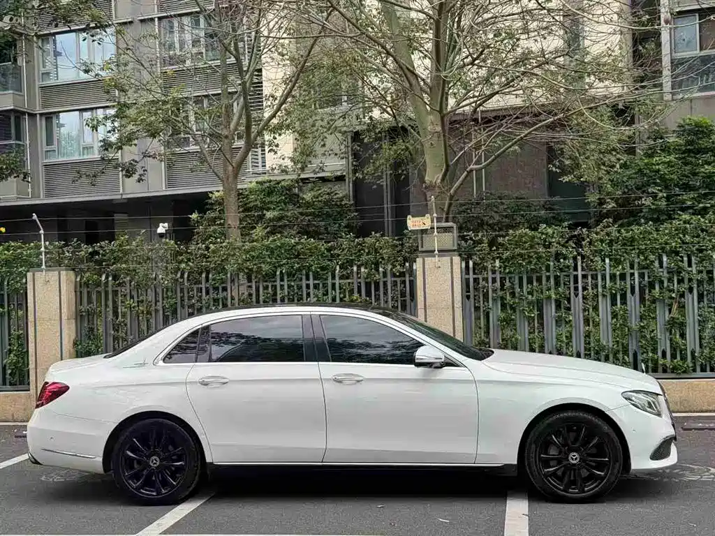 Mercedes-Benz E-Class 2018 facelift E 300 L luxury model купить на сайте DeffCars