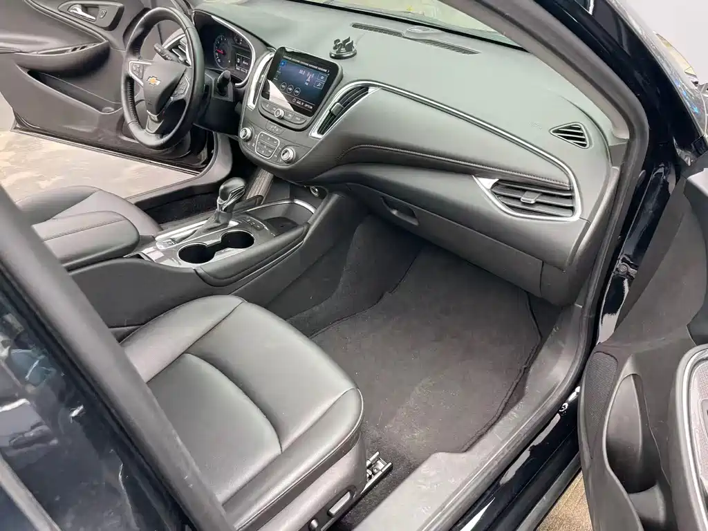 Zhiji L6 2025 Ultra купить на сайте DeffCars