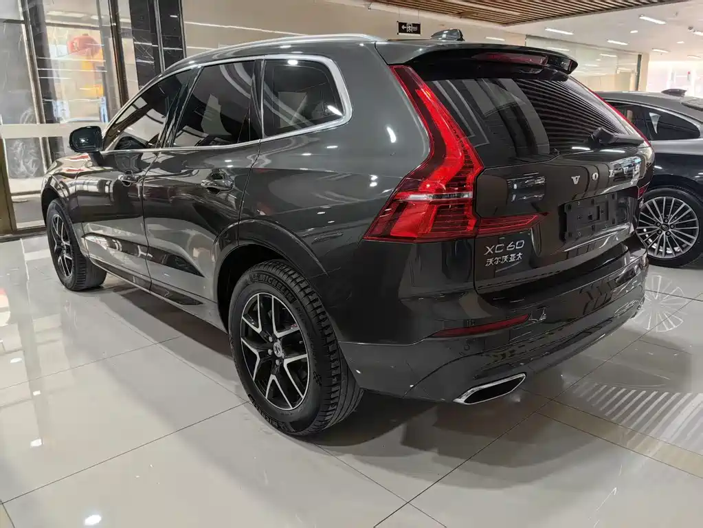 Volvo XC60 2019 T5 Four-wheel Drive Smart Edition National VI купить на сайте DeffCars