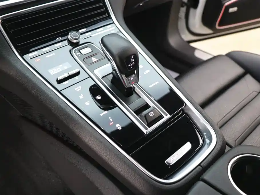 Panamera 2019 Panamera Executive Extended Edition 2.9T купить на сайте DeffCars