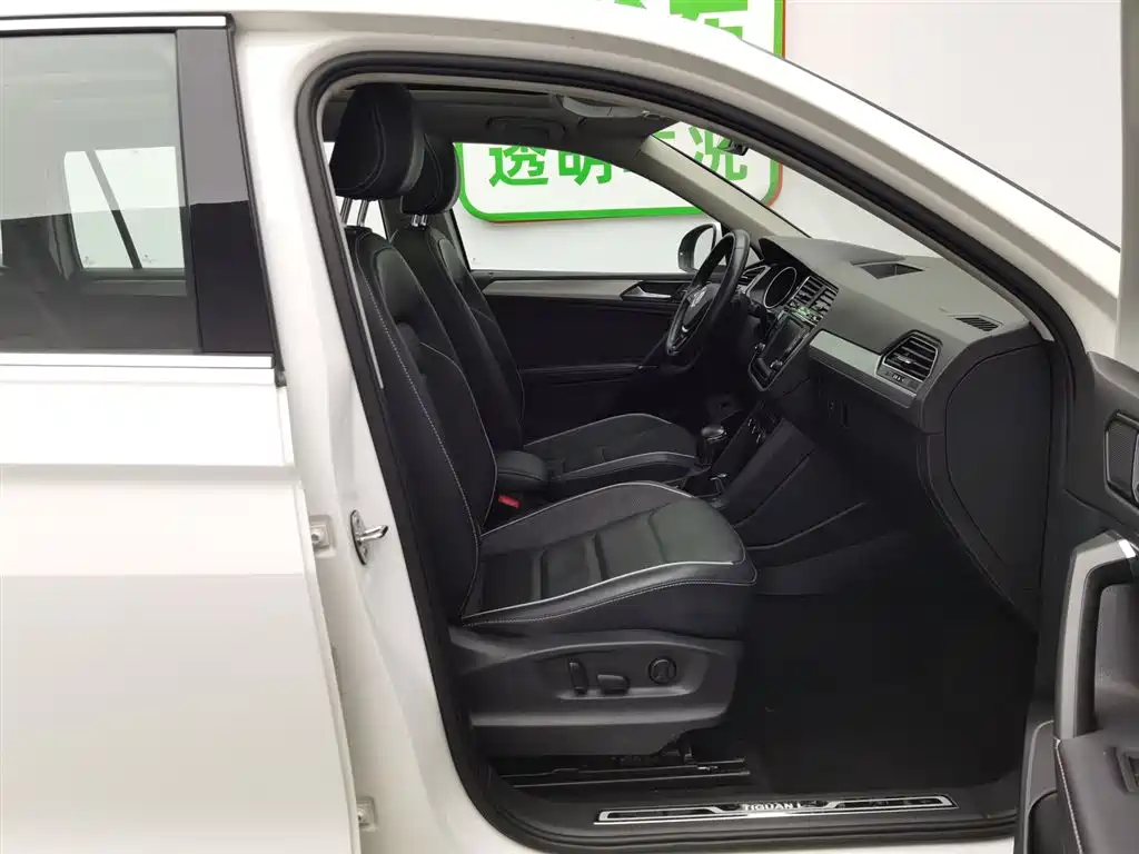 Tiguan L 2018 facelift 330TSI automatic two-wheel drive flagship version купить на сайте DeffCars