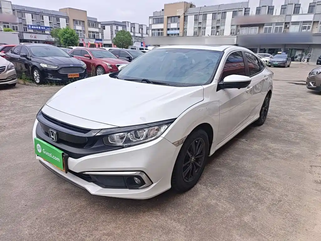 Civic 2019 220TURBO CVT Dynamic Edition National VI купить на сайте DeffCars