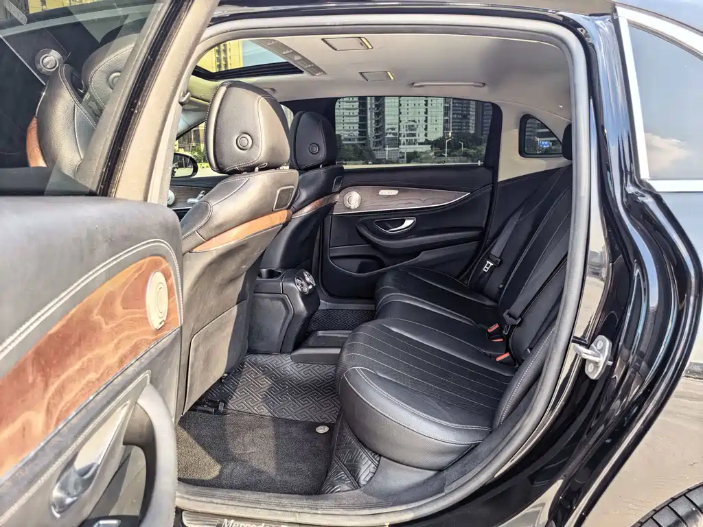 Mercedes-Benz E-Class 2018 facelift E 200 L купить на сайте DeffCars