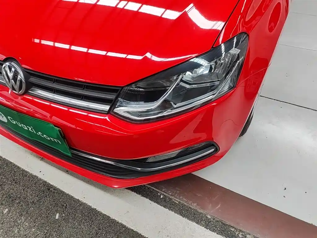 Polo 2016 1.6L automatic comfort model купить на сайте DeffCars
