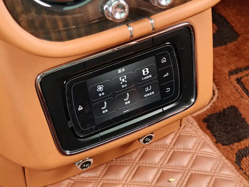 Bentayga 2018 4.0T V8 купить на сайте DeffCars