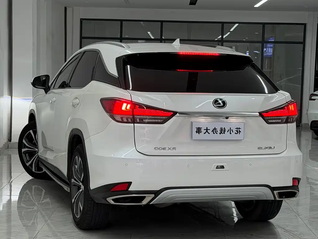 Lexus RX 2020 300 four-wheel drive elegant version National VI купить на сайте DeffCars