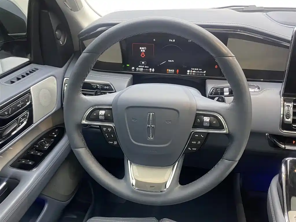 Navigator 2020 3.5T President Series купить на сайте DeffCars