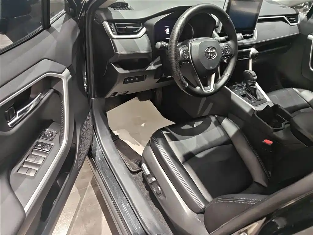 RAV4 Rongfang 2021 facelift dual engine 2.5L E-CVT two-wheel drive elite version купить на сайте DeffCars