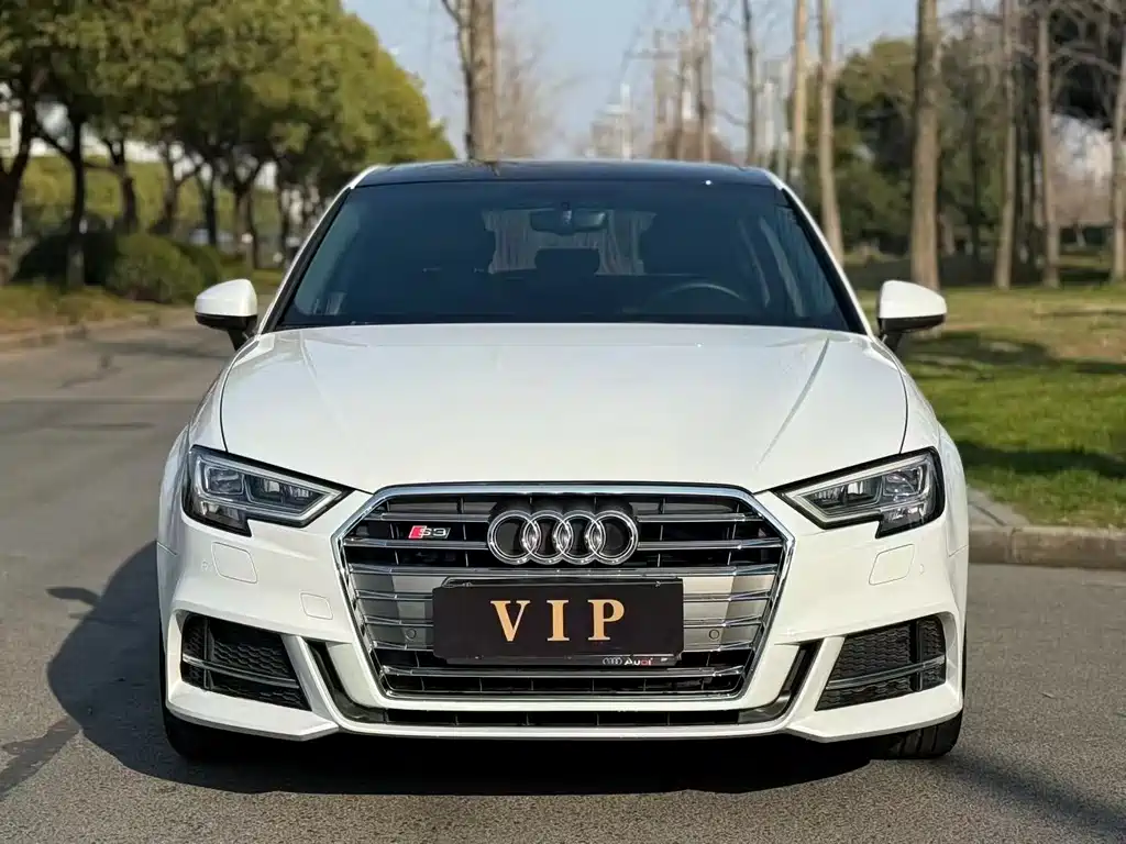 Audi A3 2020 Sportback 35 TFSI Fashion Type National VI купить на сайте DeffCars