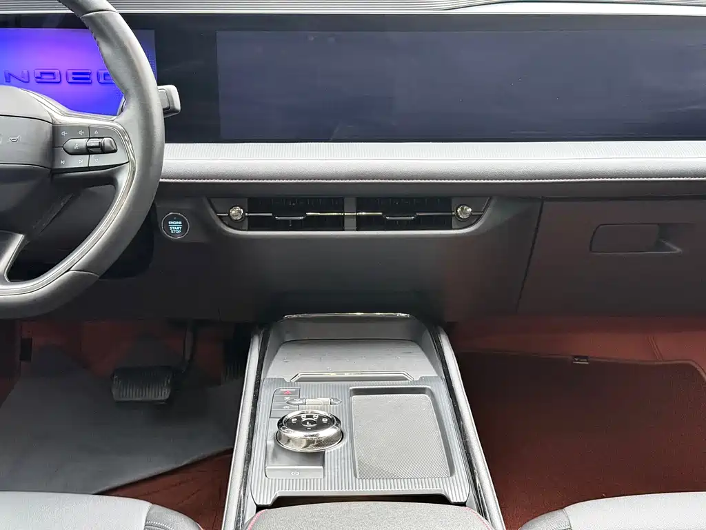 Mondeo 2023 EcoBoost 245 Luxury купить на сайте DeffCars