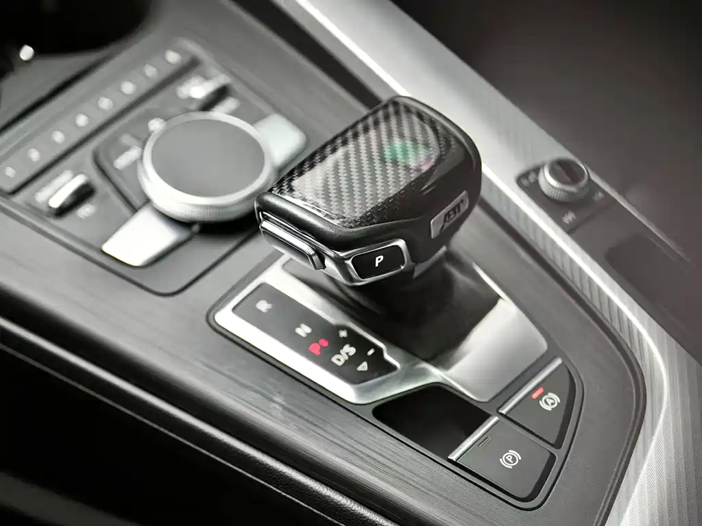 Audi A4L 2017 Plus 40 TFSI Fashion купить на сайте DeffCars