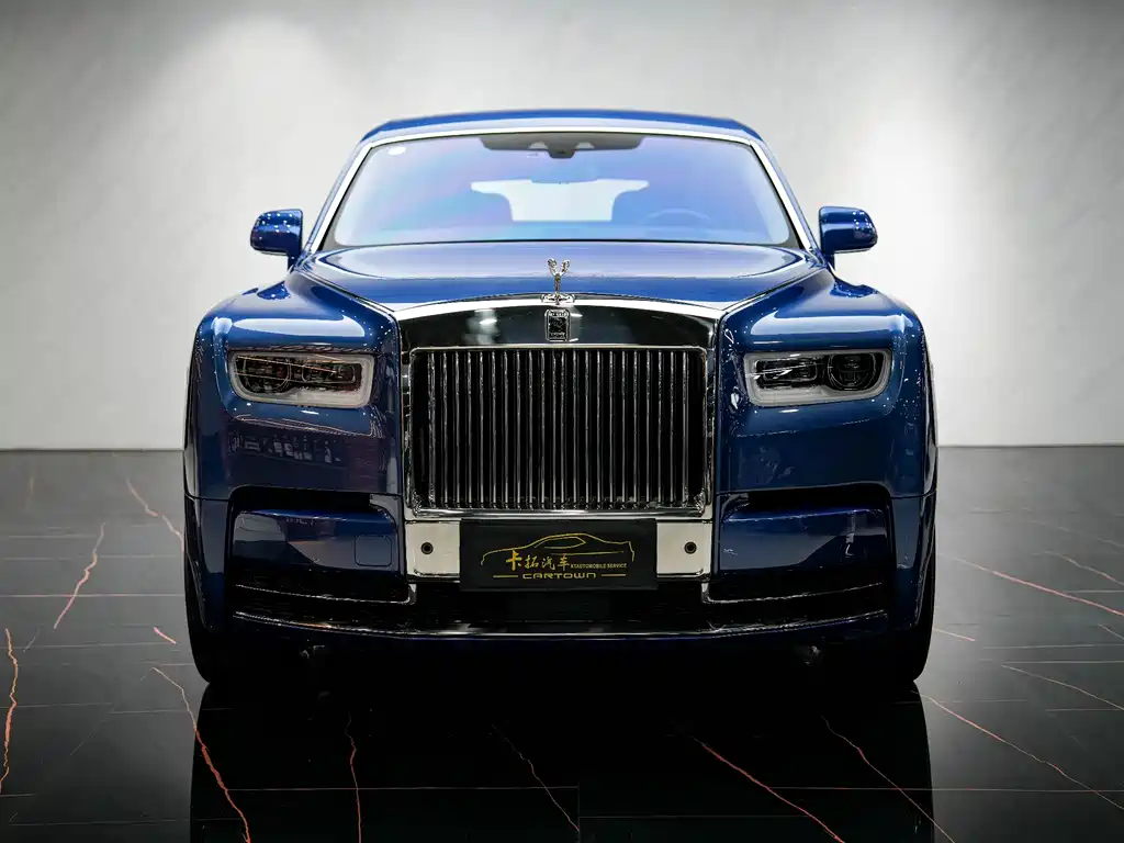 Phantom 2018 6.7T long wheelbase version купить на сайте DeffCars