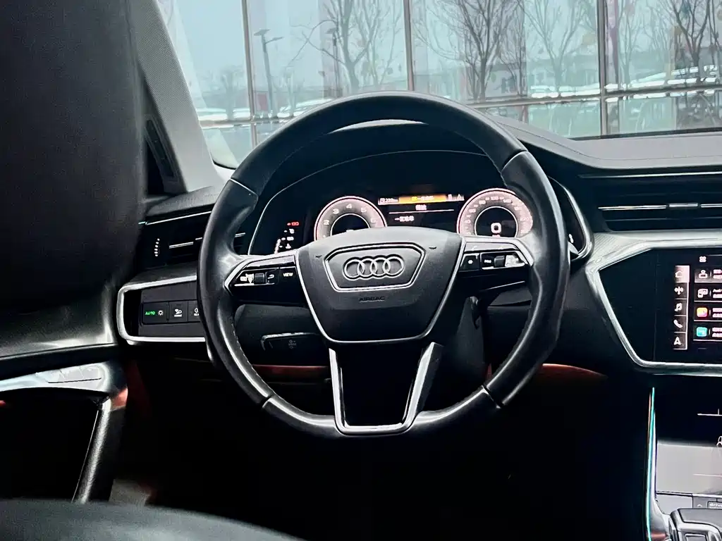 Audi A6L 2021 40 TFSI luxury and elegant model купить на сайте DeffCars