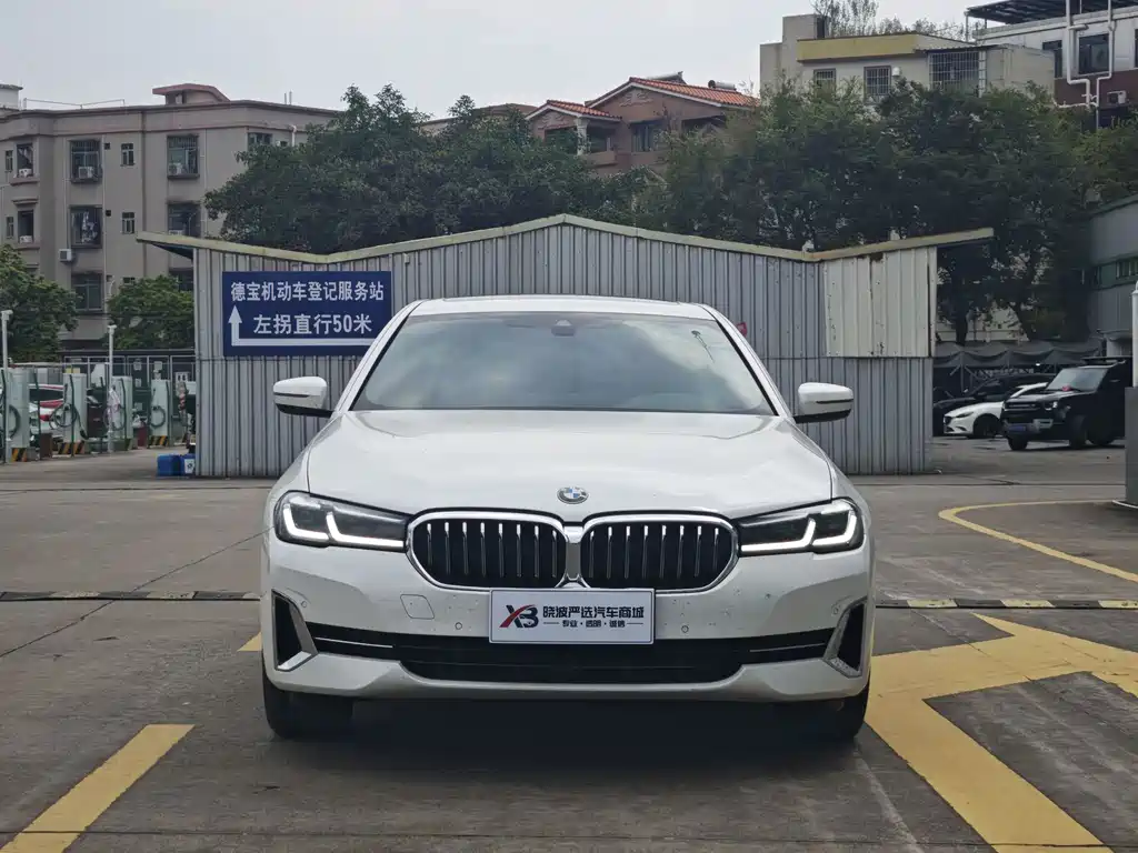 BMW 5 Series 2023 530Li Leading Luxury Package купить на сайте DeffCars