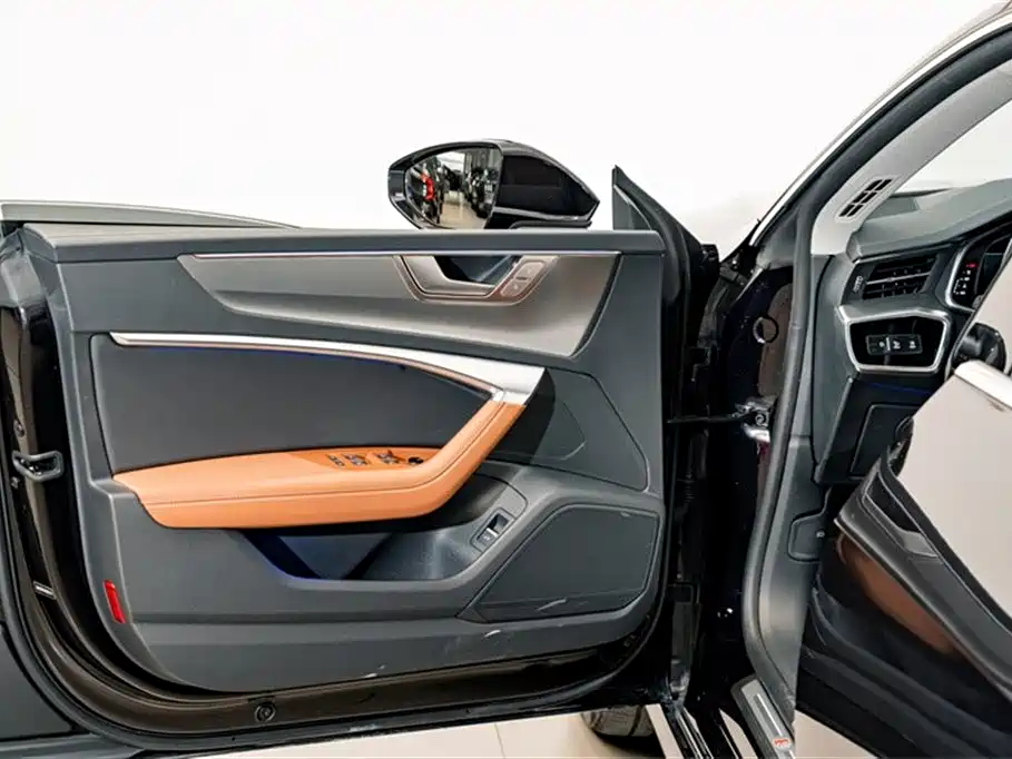 Audi A7L 2024 45 TFSI luxury model купить на сайте DeffCars