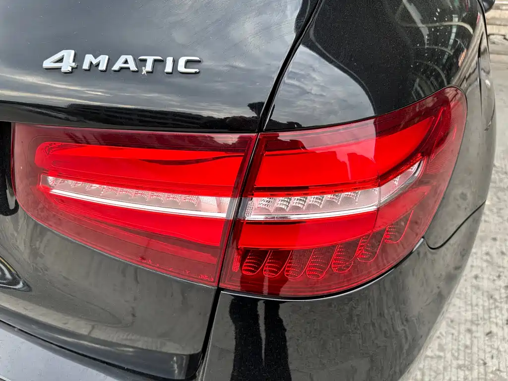 Mercedes-Benz GLC 2017 GLC 260 4MATIC luxury model купить на сайте DeffCars