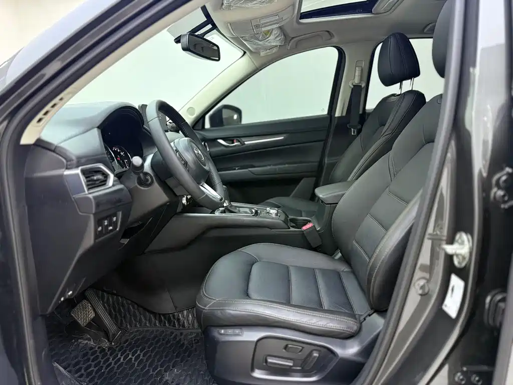 Mazda CX-5 2022 2.0L automatic two-wheel drive smart model купить на сайте DeffCars