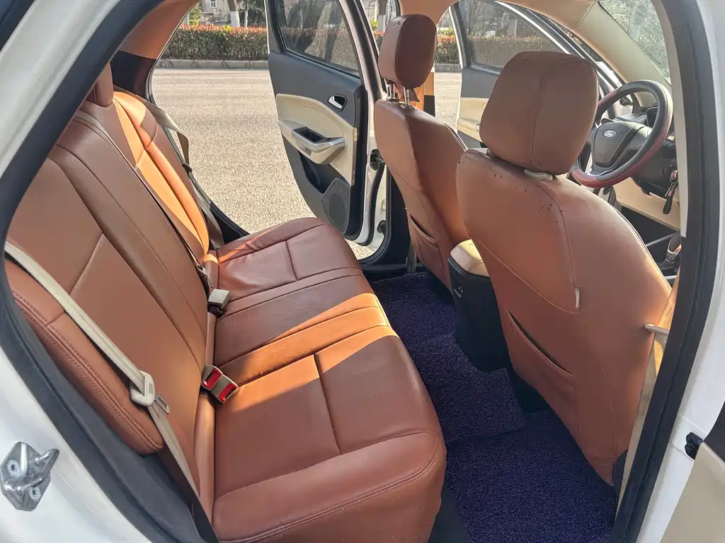 Escort 2017 facelift 1.5L automatic comfort model купить на сайте DeffCars