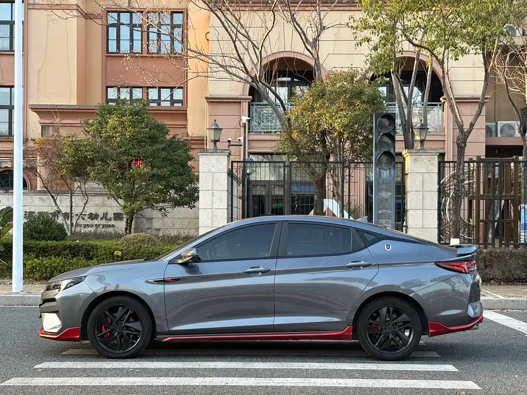 Sihaoyao 2021 1.5TGDI DCT Daily RACE Edition купить на сайте DeffCars