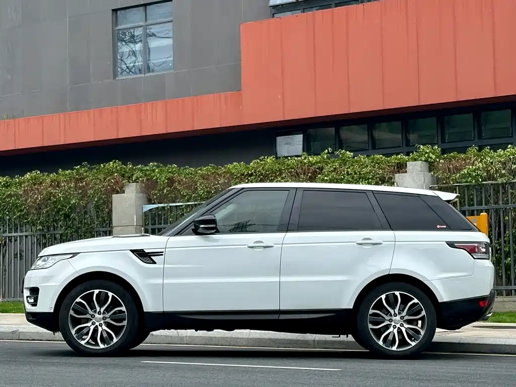 Range Rover Sport 2014 3.0 SC V6 HSE DYNAMIC купить на сайте DeffCars