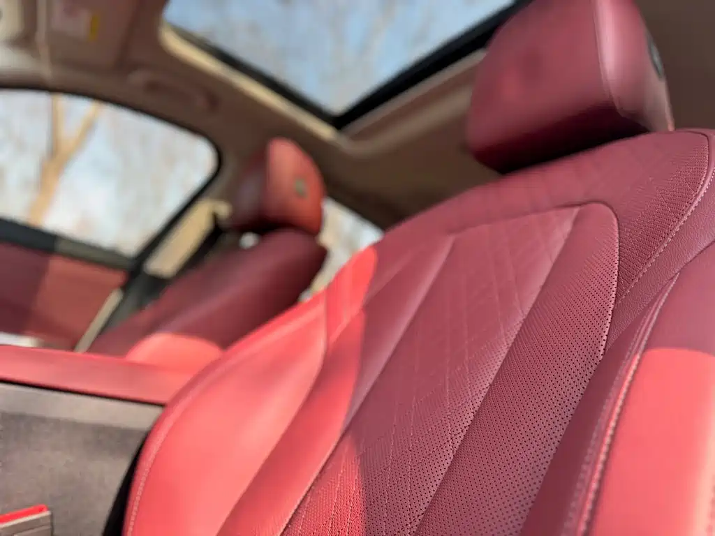 BMW 3 Series 2024 320i M Sports Package купить на сайте DeffCars