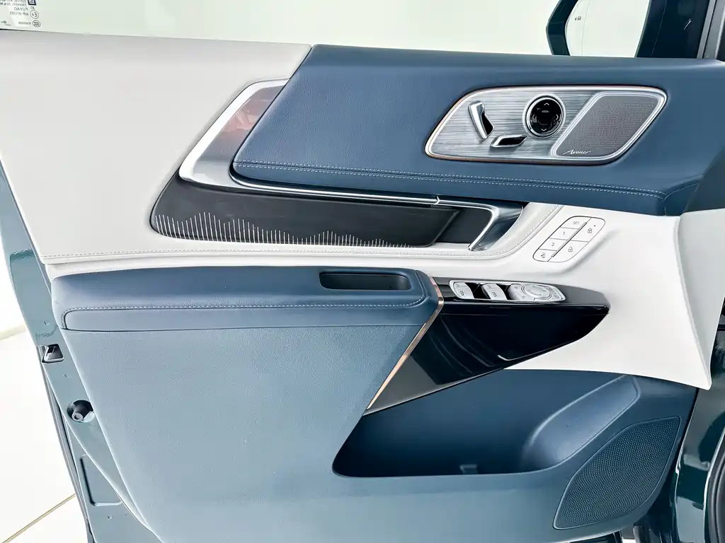 Century 2023 2.0T four-seater private version купить на сайте DeffCars