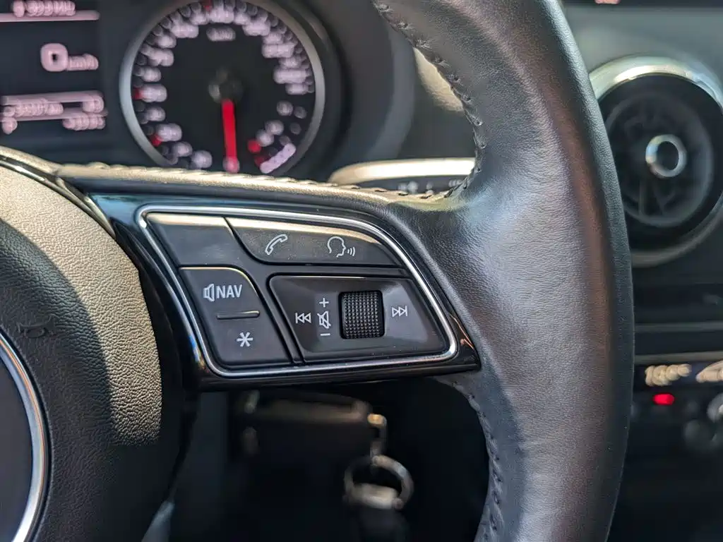 Audi A3 2019 Sportback 35 TFSI Fashion Type National VI купить на сайте DeffCars