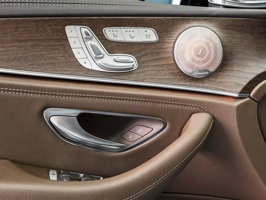 Mercedes-Benz E-Class 2023 E 300 L Fashion купить на сайте DeffCars