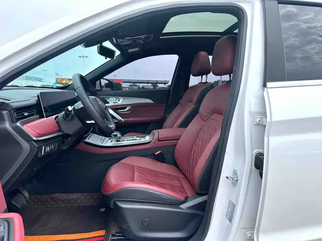 Jietu X70 PLUS 2025 Champion Edition 1.5T DCT Champion MAX+ 7 seats купить на сайте DeffCars