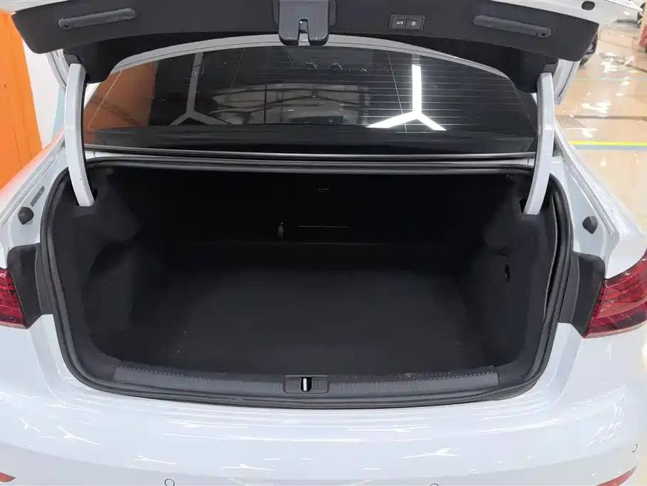 Audi A3 2019 Limousine 35 TFSI Fashion Type National VI купить на сайте DeffCars