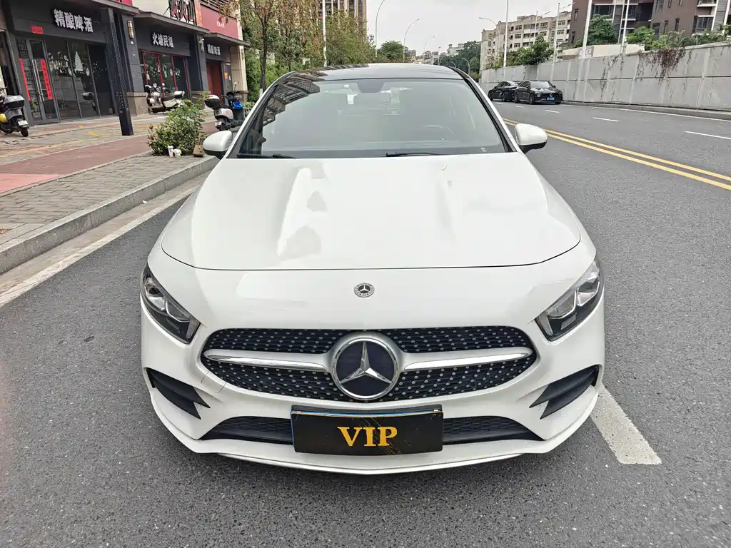 Mercedes-Benz A-Class 2020 Facelift A 200 L Sports Sedan Fashionable купить на сайте DeffCars