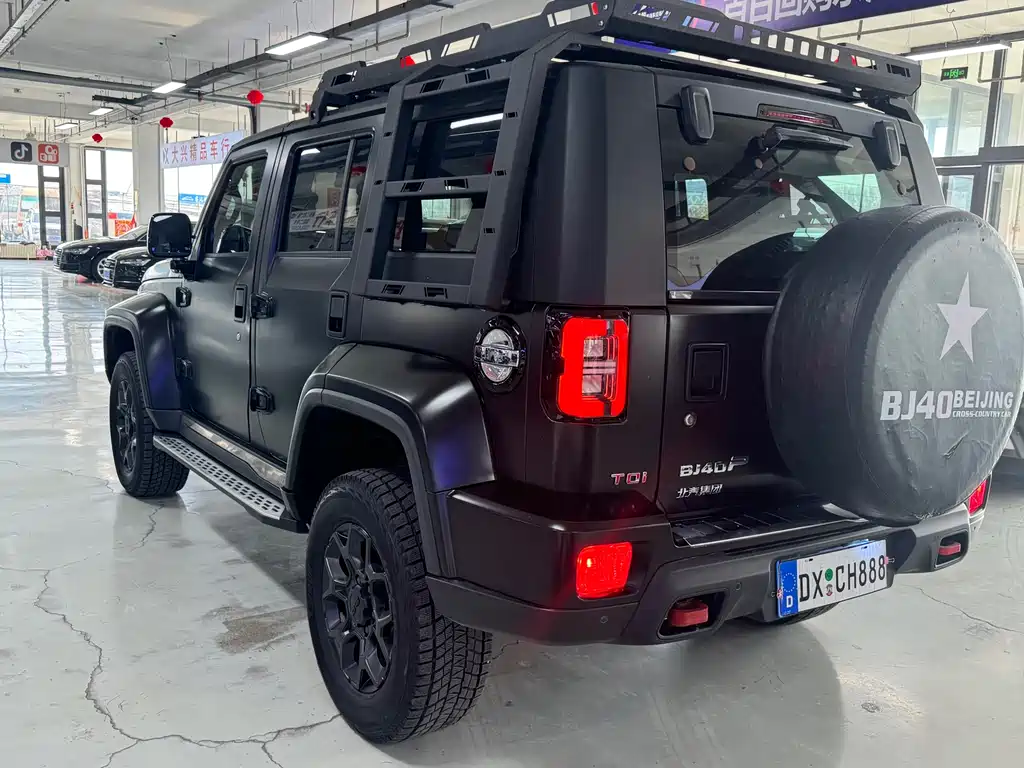 Beijing Off-Road BJ40 2023 2.0D Automatic Four-wheel Drive Blade Hero Edition Knight Type купить на сайте DeffCars