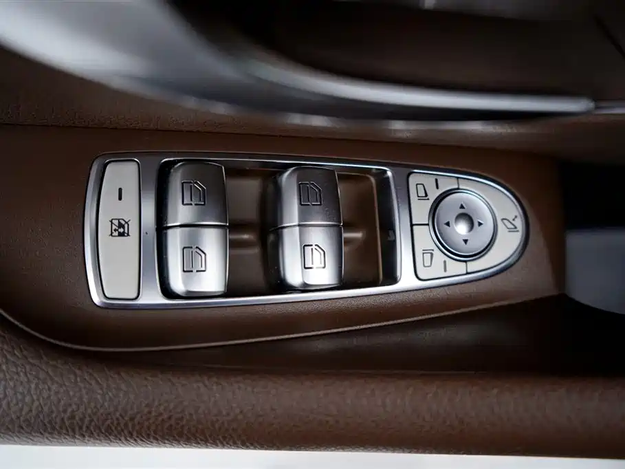 Mercedes-Benz E-Class 2021 facelift E 300 L sporty and stylish купить на сайте DeffCars