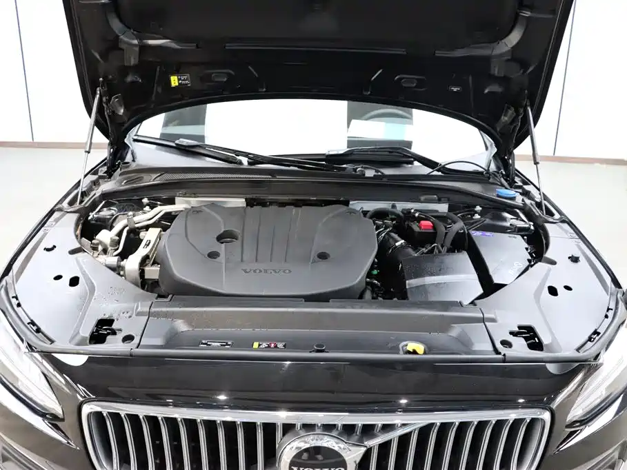 Volvo S90 2024 B5 Zhiyi Luxury Edition купить на сайте DeffCars