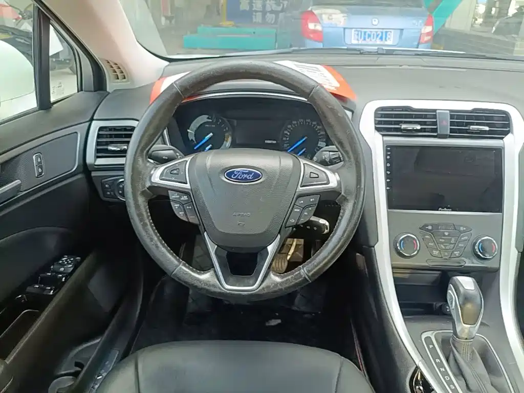 Mondeo 2013 1.5L GTDi180 Fashion Model купить на сайте DeffCars