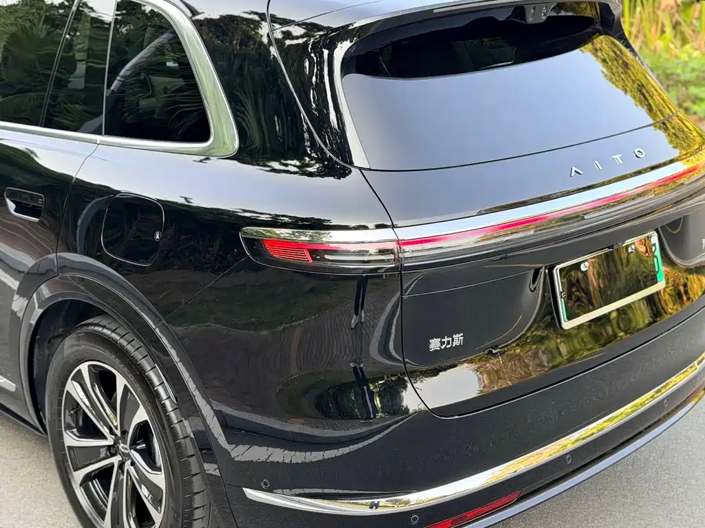 Wenjie M7 2026 extended range Max four-wheel drive version 5 seats купить на сайте DeffCars