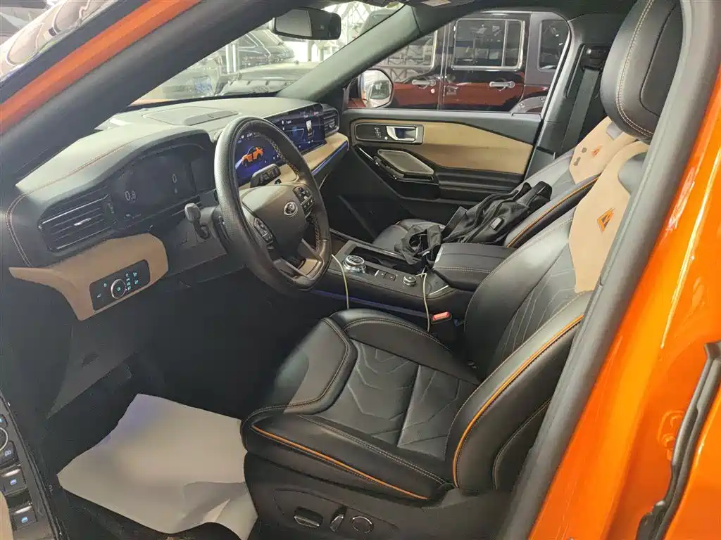 Explorer 2024 2.3T EcoBoost Kunlun Peak Edition 7 seats купить на сайте DeffCars