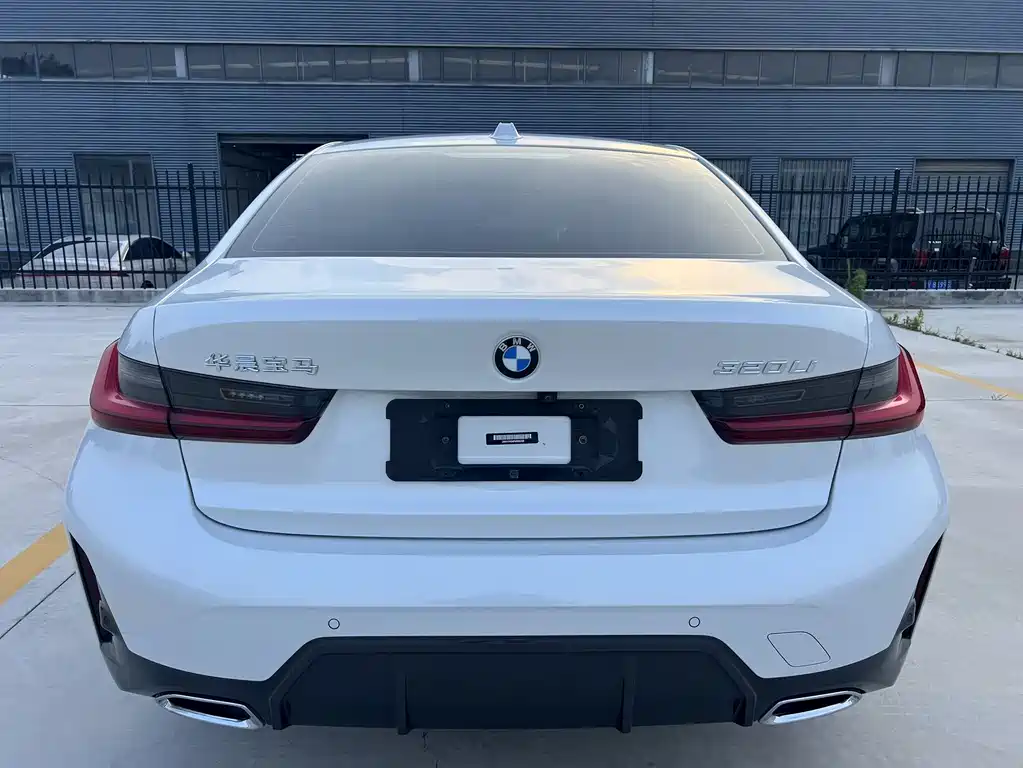 BMW 3 Series 2023 320Li M Sports Package купить на сайте DeffCars