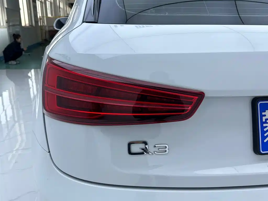 Audi Q3 2018 30th Anniversary Model 30 TFSI Fashion Model купить на сайте DeffCars