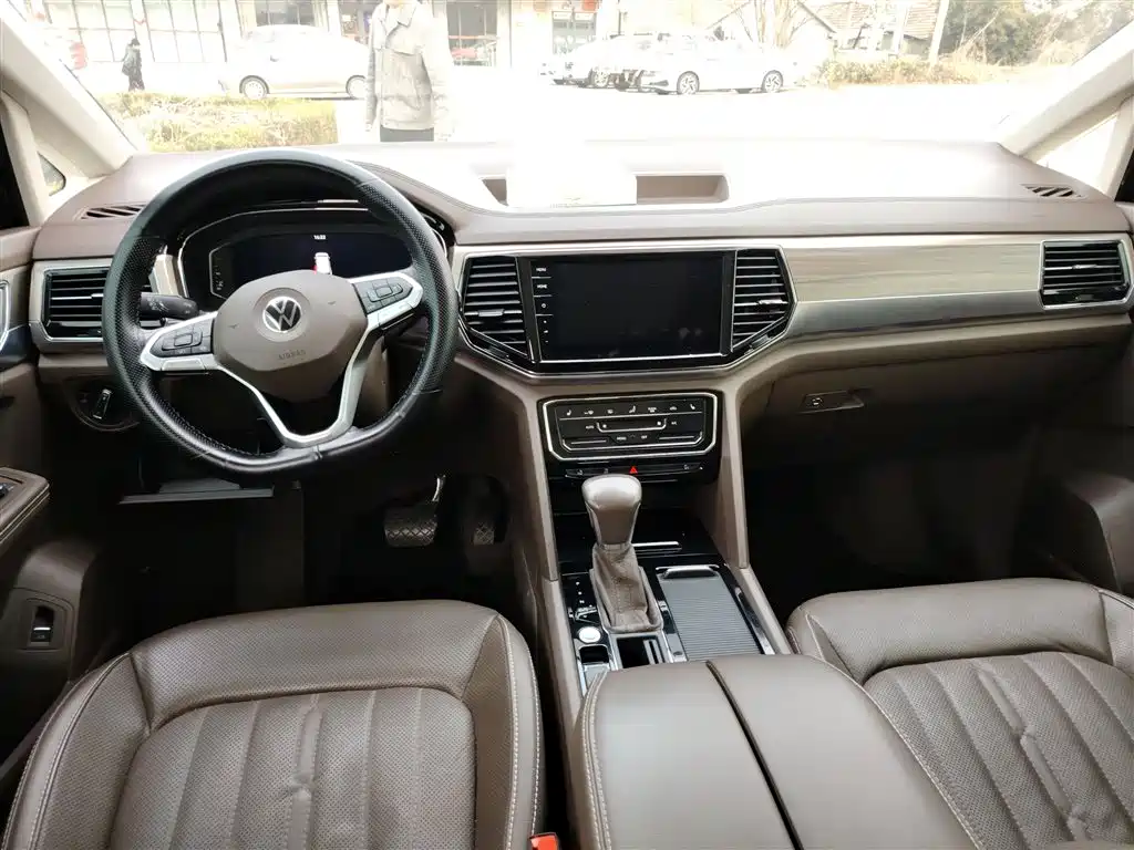 Weiran 2020 330TSI Deluxe Edition купить на сайте DeffCars